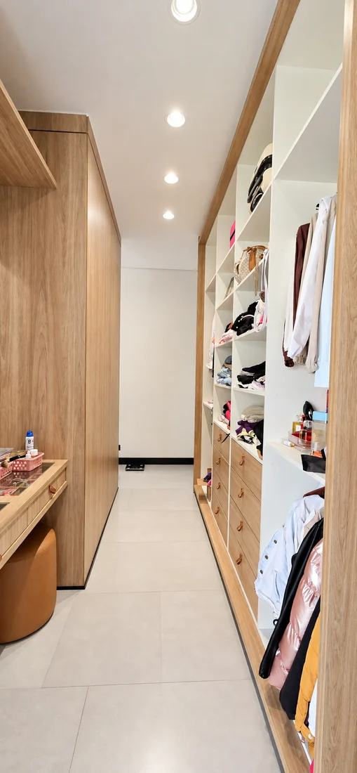 Closet — casa em Piraquara