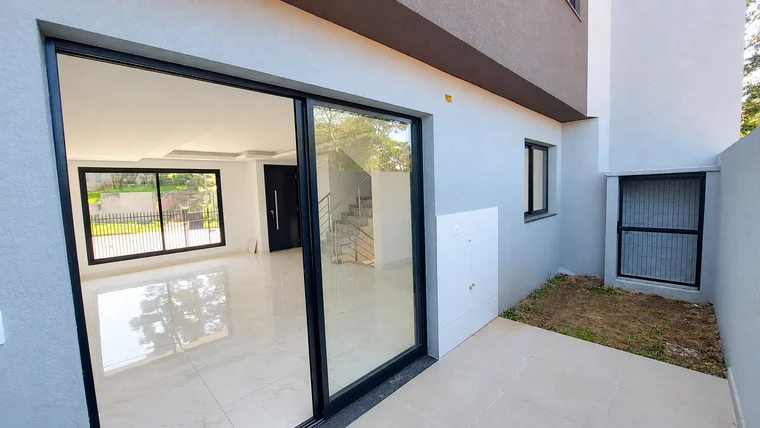 Área externa junto à sala — Abranches, Curitiba