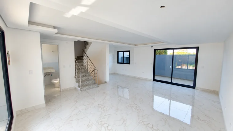 Sala com piso em porcelanato — Abranches, Curitiba